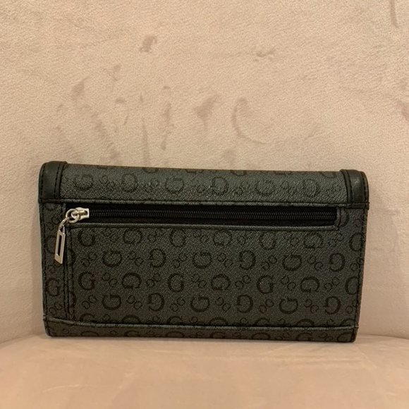 Gray and Black Guess Envelope Wallet - Picture 3 of 5
